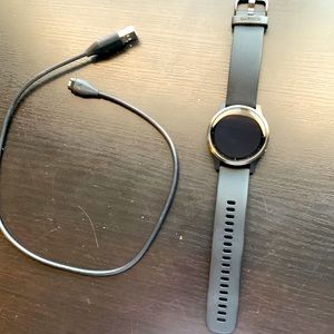 Garmin Vivioactive 4 Smartwatch